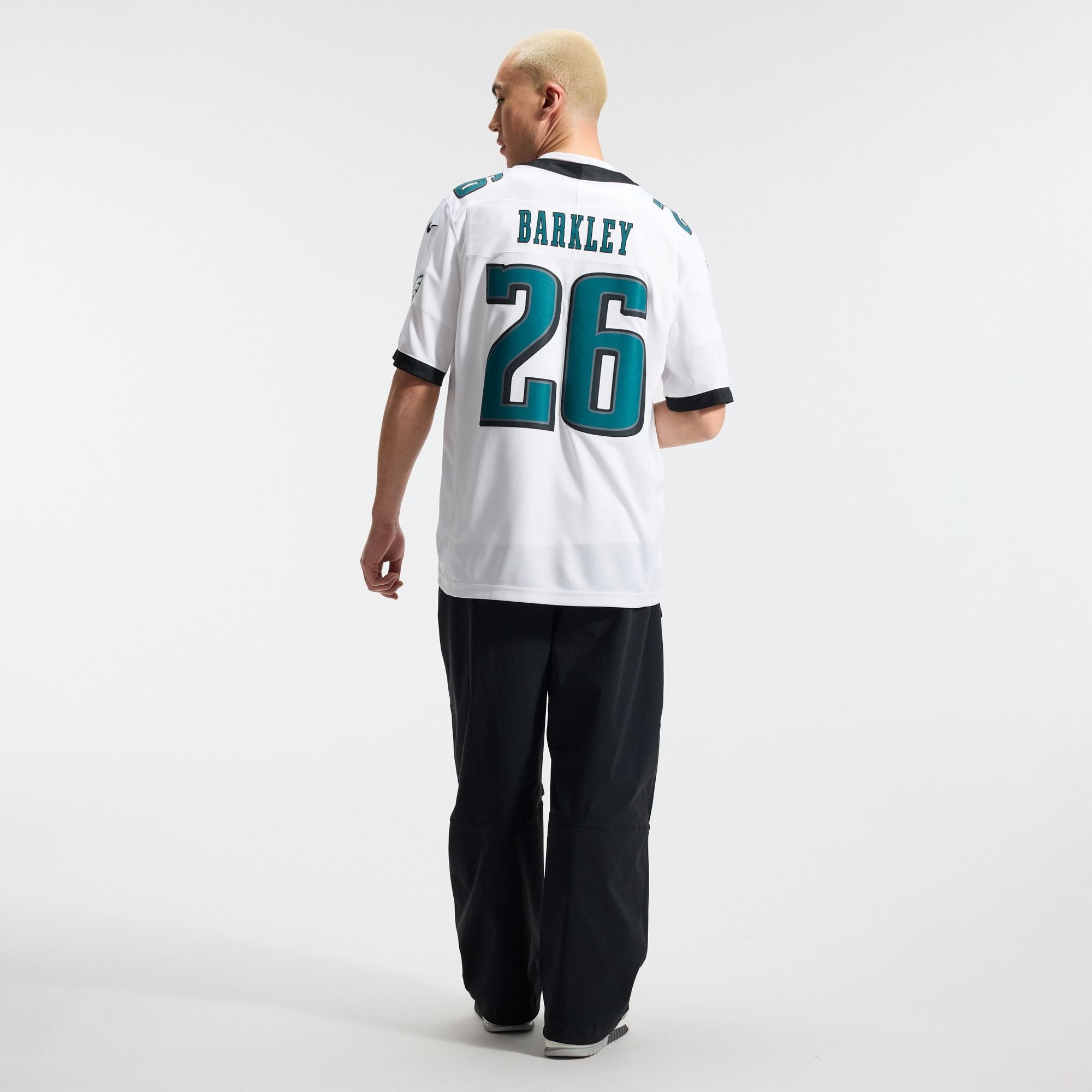 Men's Philadelphia Eagles Saquon Barkley Nike White Vapor Fuse Stitched Limited Jersey